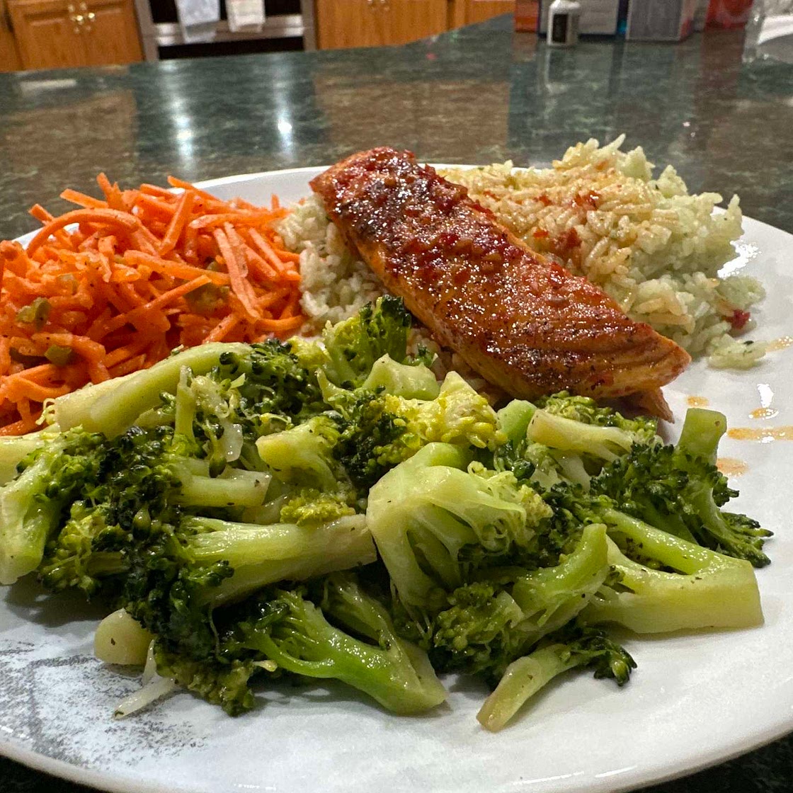 Sambal-Glazed Salmon, Cilantro Rice, Carrots & Broccoli 