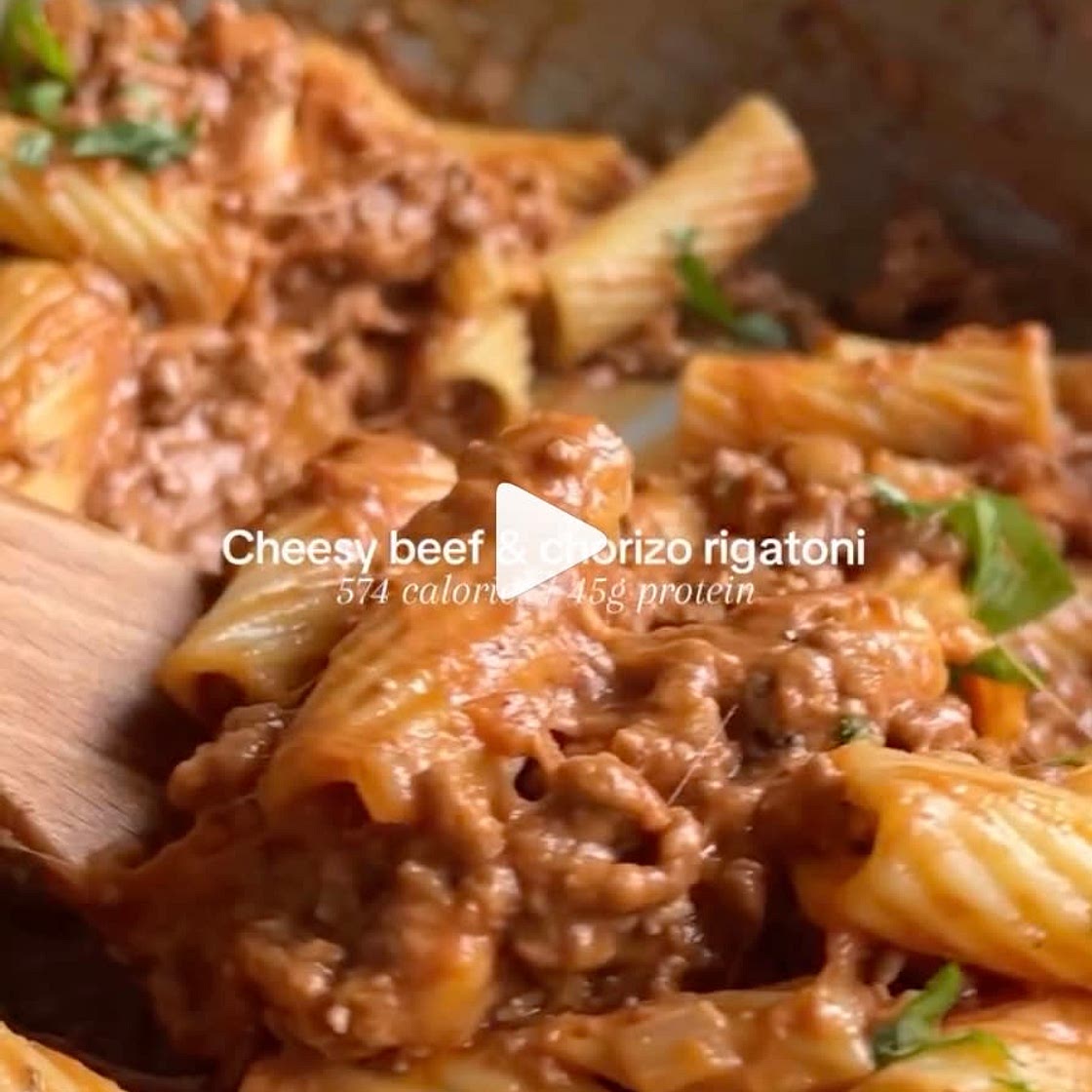 Cheesy Beef & Chorizo Rigatoni @veryhungrygreek