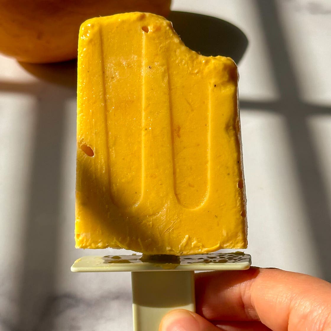 3-Ingredient Vegan Mango Lassi Popsicles: Refreshing Summer Treats!