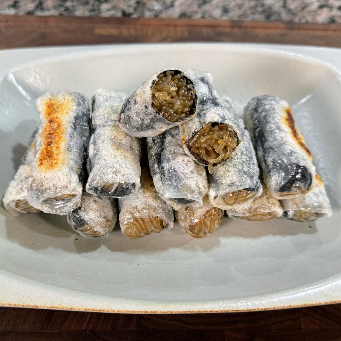 How To Make Crispy Rice Paper Gimmari (Seaweed Rolls)