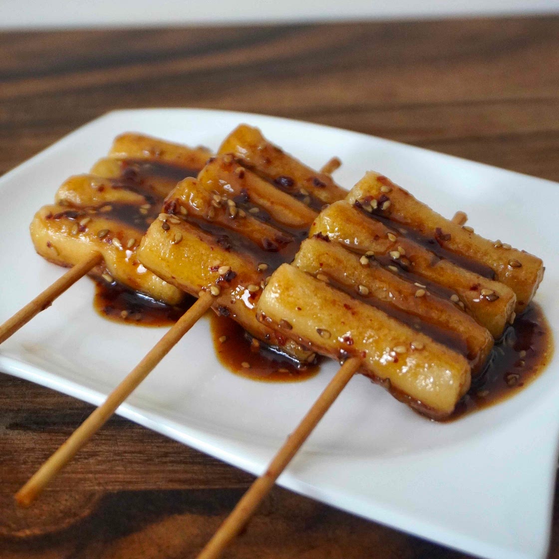 Knusprige Teriyaki Tteok Spieße