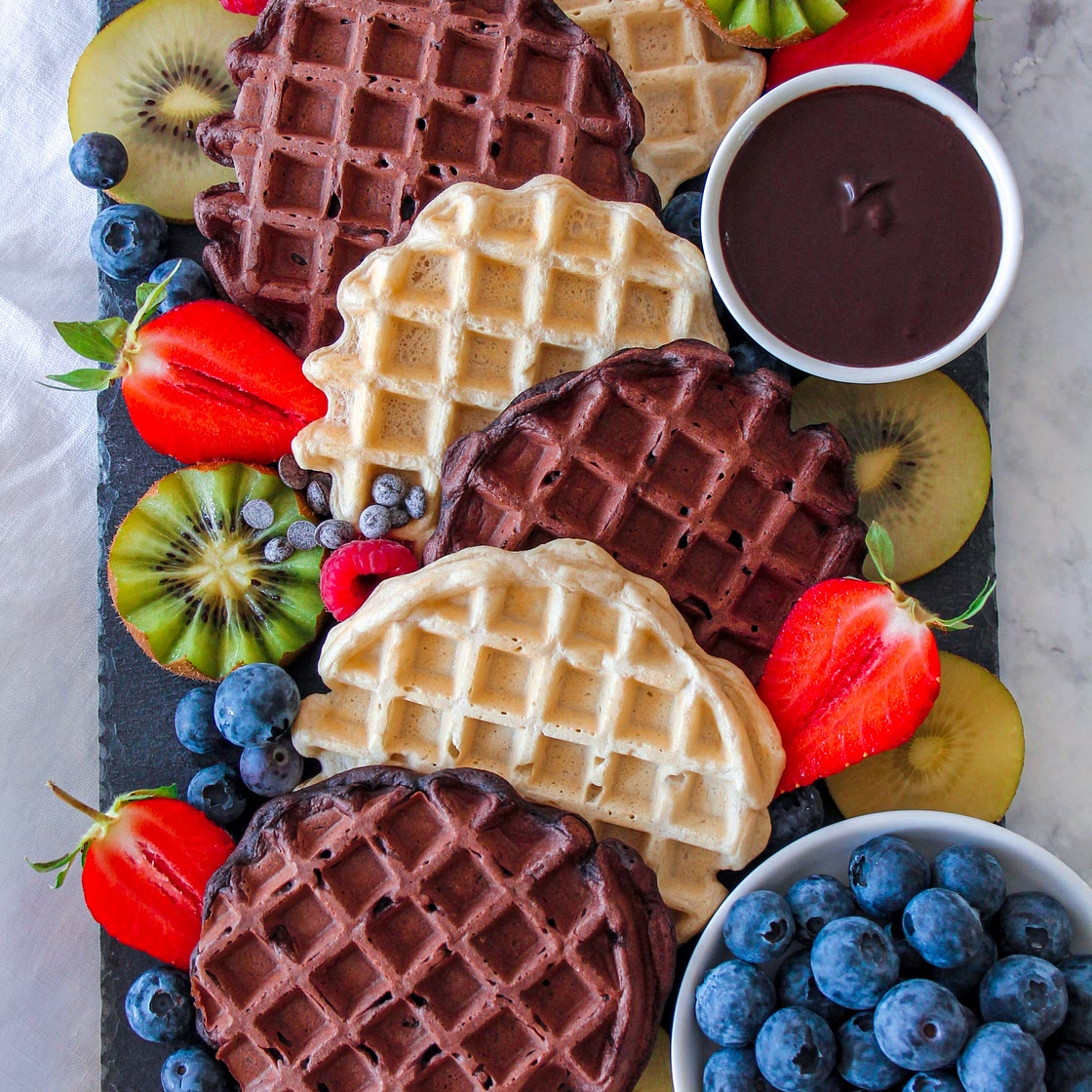 Fluffy high-protein vegan vanilla waffles