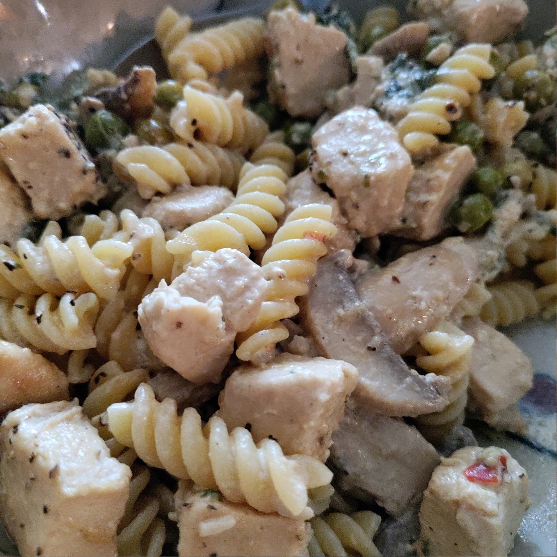 Creamy Spinach and Mushroom Pasta