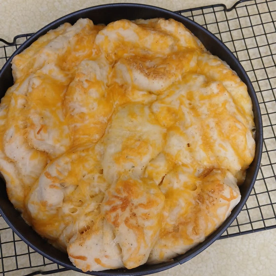 Cheesy garlic pull apart