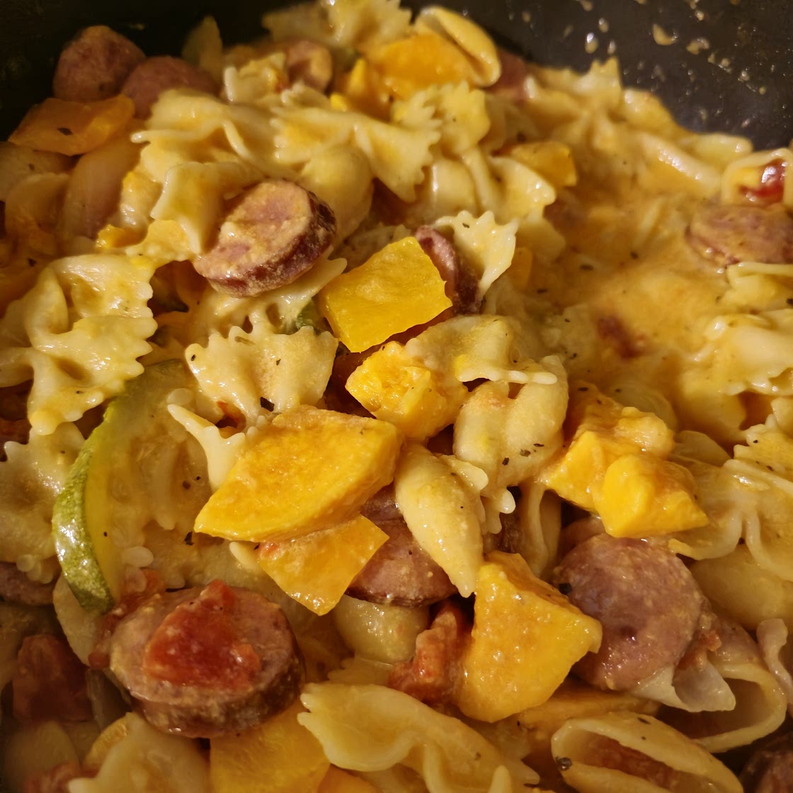 One Pot Smoked Sausage and Veggie Pasta