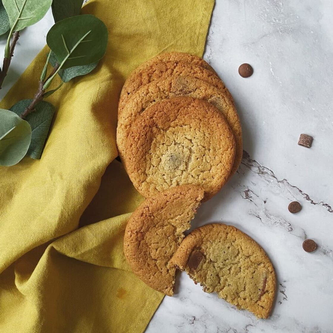 Chunky & Buttery Chocolate Chip Cookies