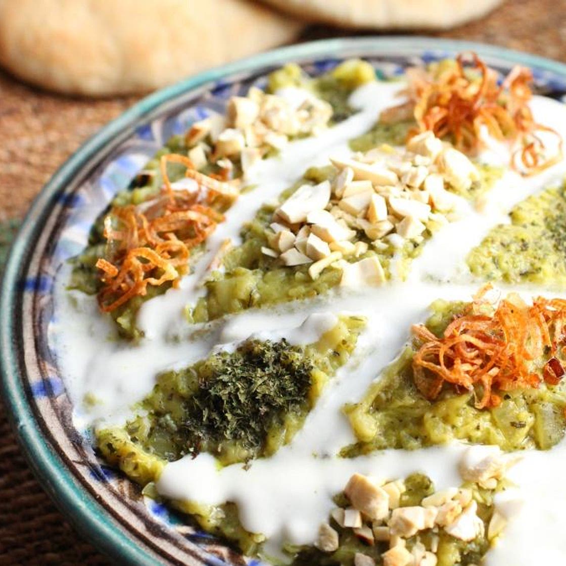 Dip iranien d'aubergines au roquefort