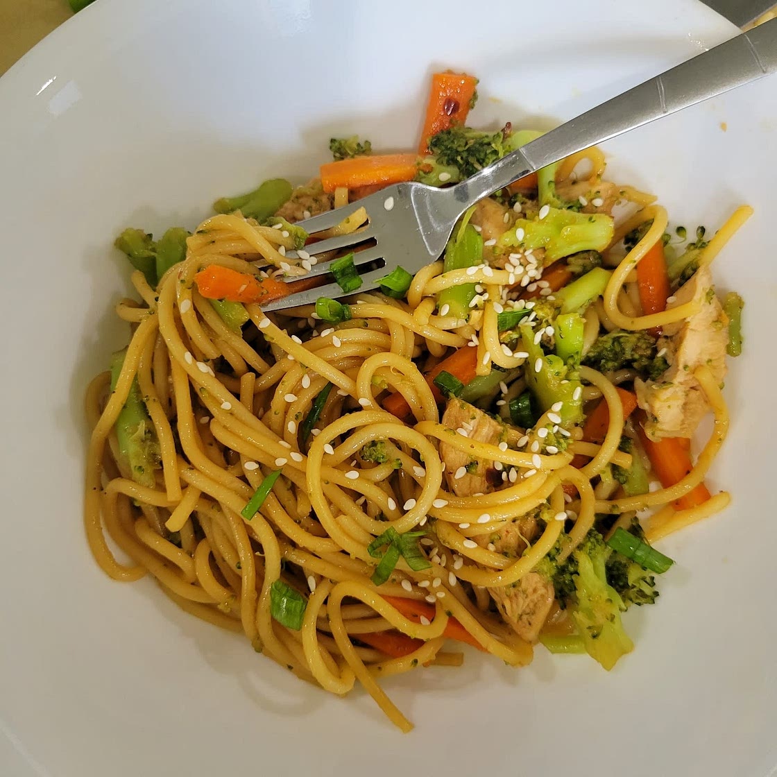 15-Minute Chicken Stir Fry Noodles