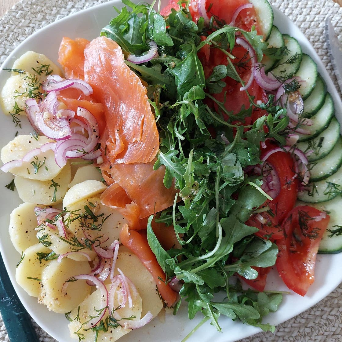 Salade de pommes de terre au saumon fumé