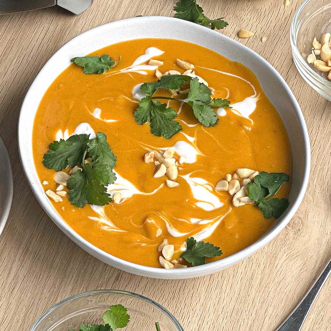 Curried pumpkin soup