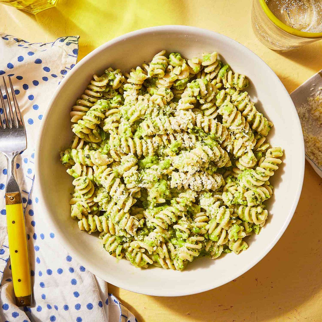 Creamy Green Pea Pesto Pasta