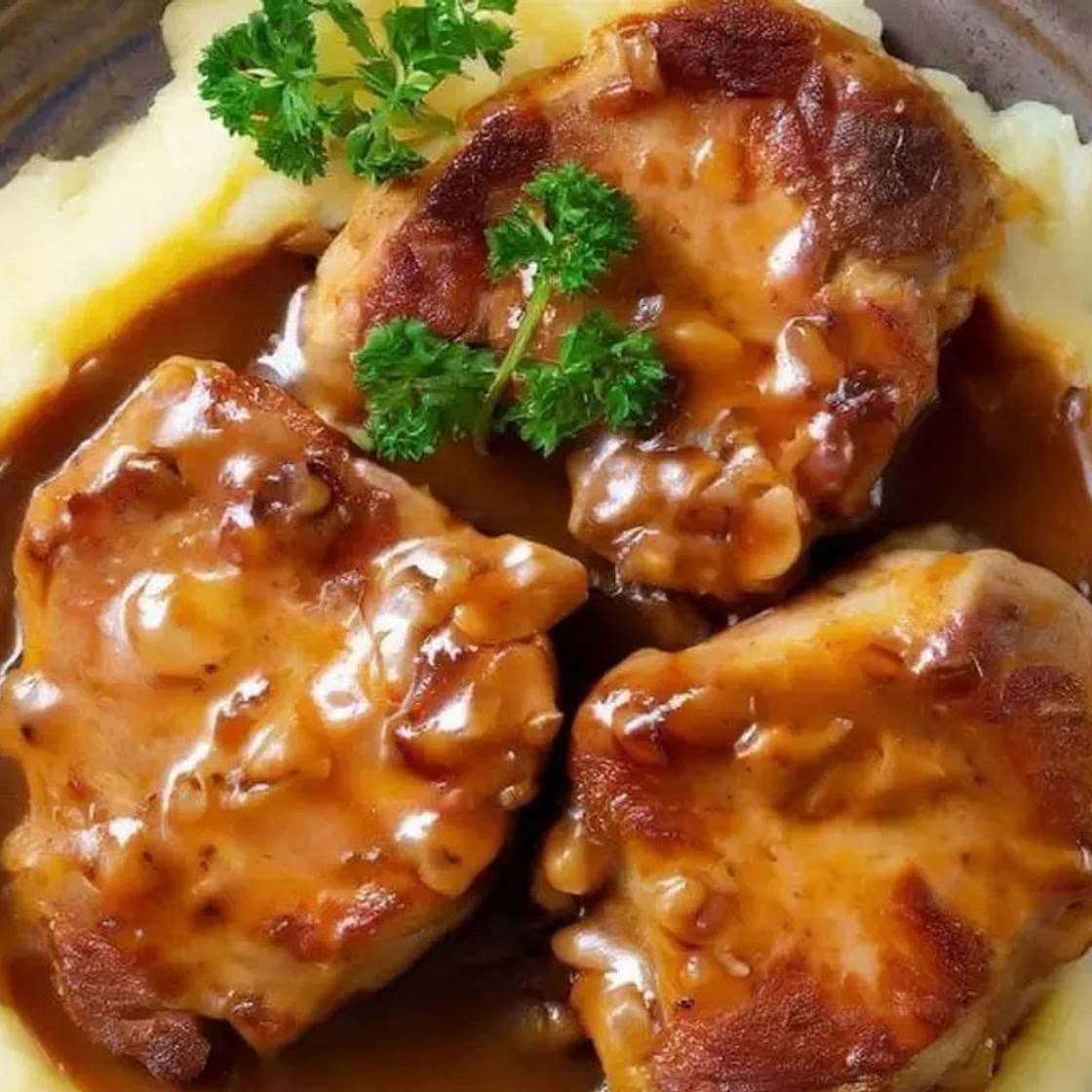 Mama’s Casserole Pork Chops