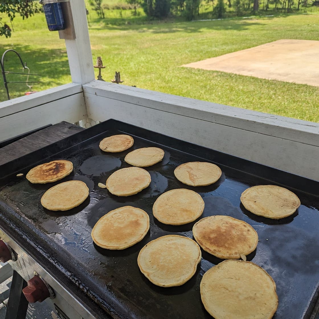 Sourdough Pancakes {Great for Sourdough Discard}