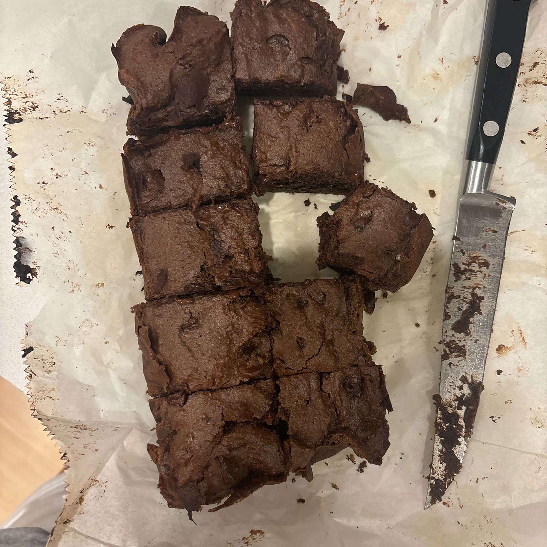 WHOLE FOOD TAHINI BROWNIES 🤍