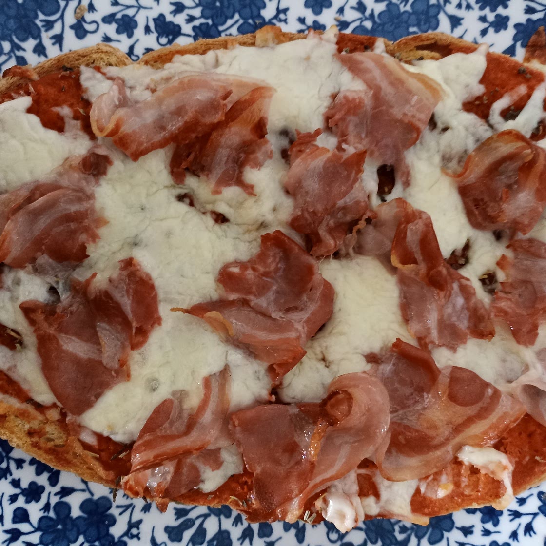 Brucheta tomate 🍅🍖🧀🍕🇮🇹