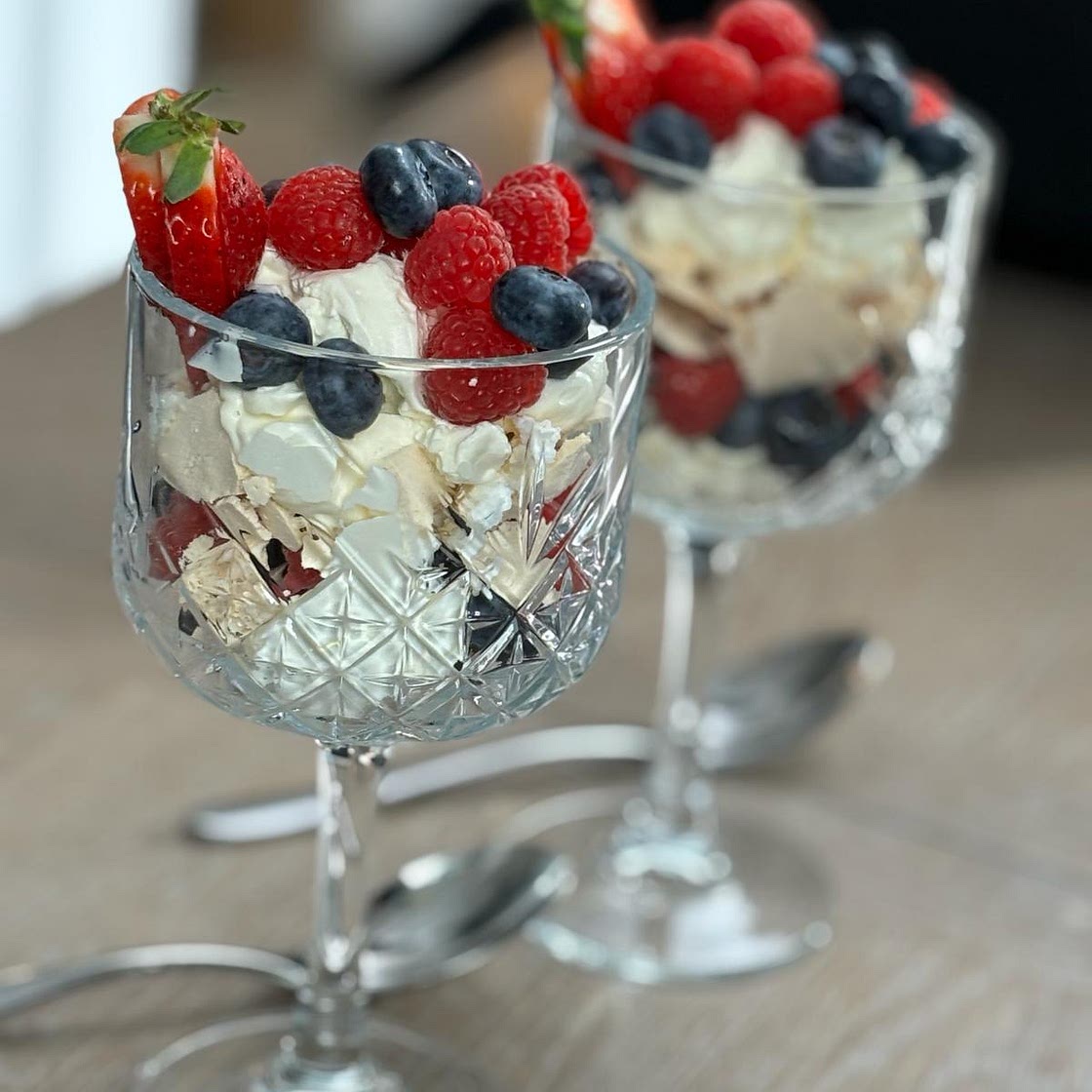Air Fryer Eton Mess
