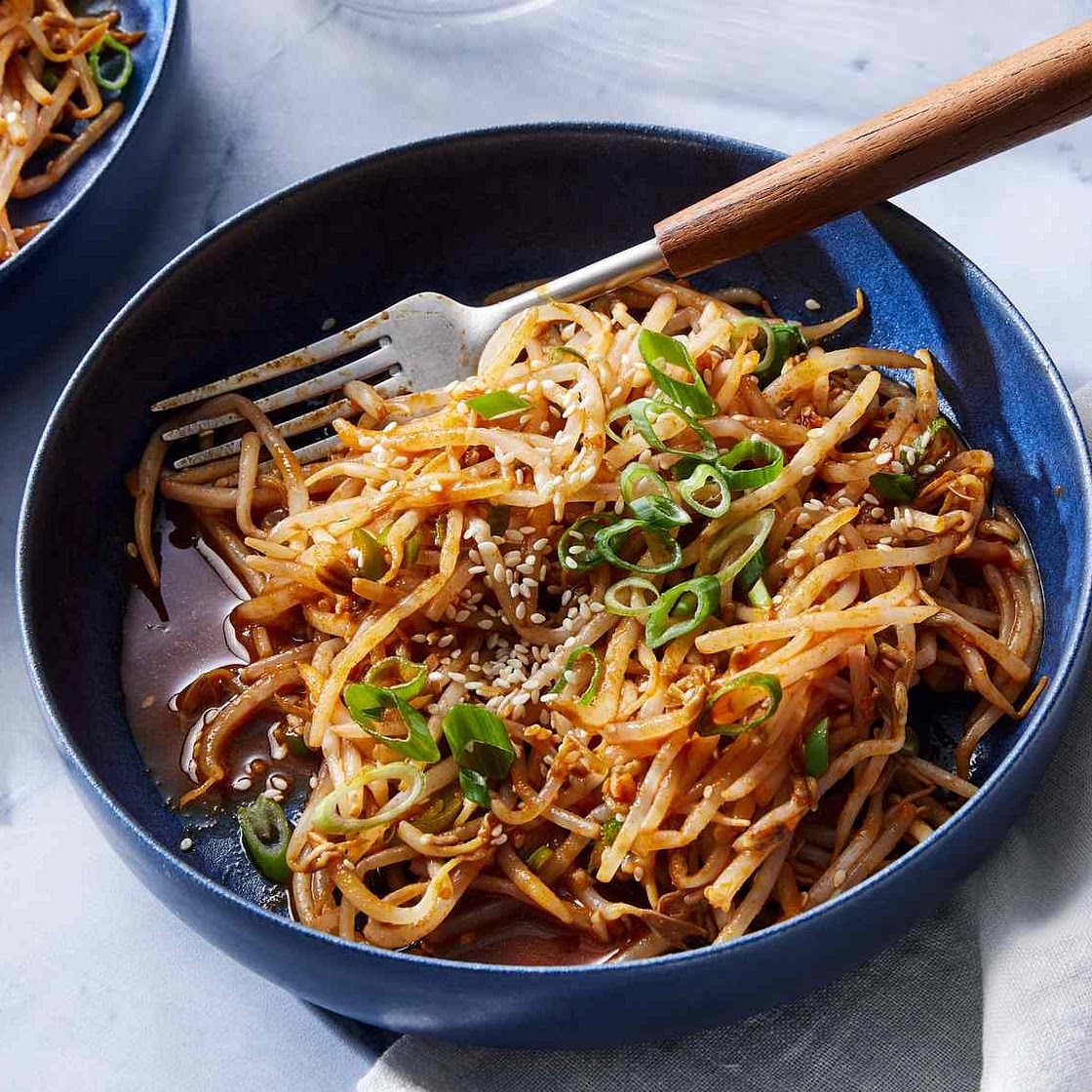 Kongnamool (Korean Soybean Sprouts)