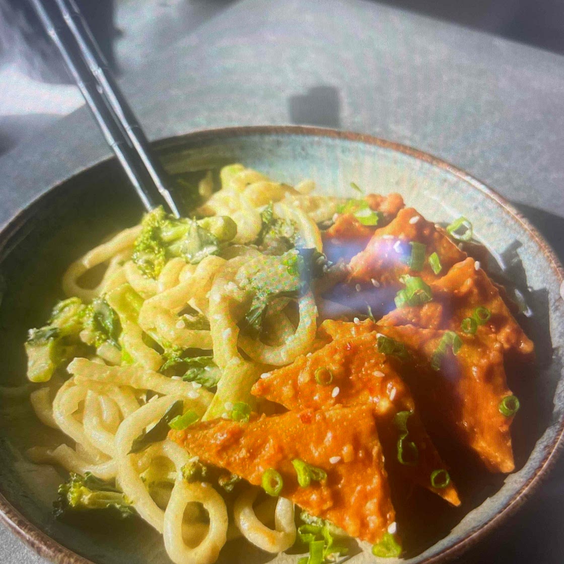 Thai green curry udon noodles w/ spicy peanut tofu