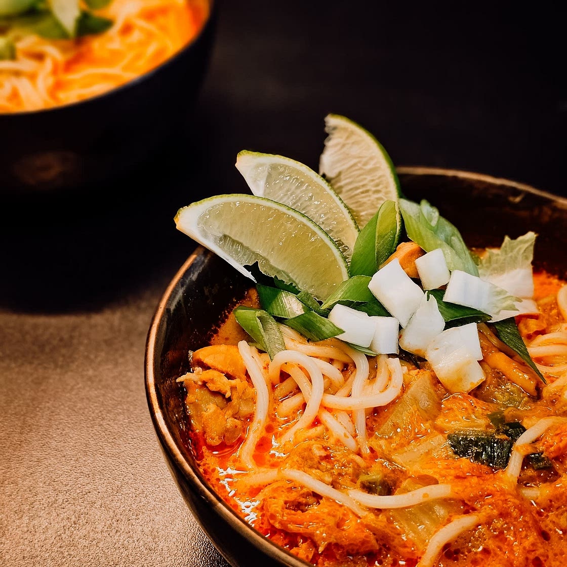 15-Minute Coconut Curry Noodle Soup