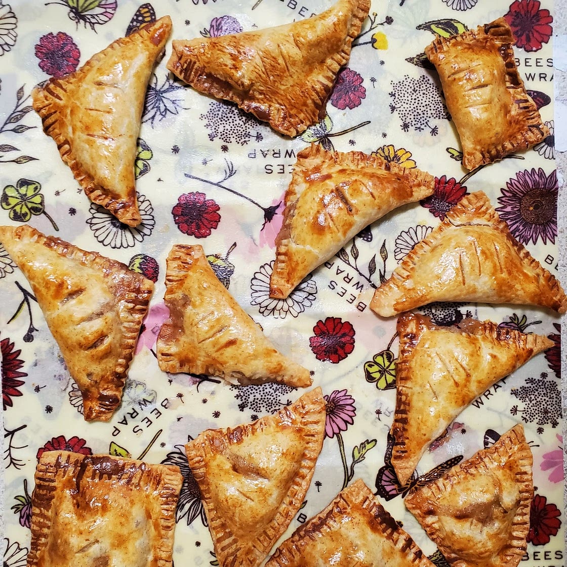 20-Minute Air Fryer Apple Pie Recipe You Can Enjoy Without A Fork