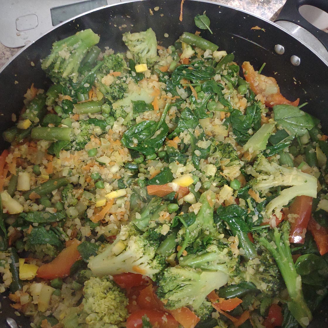 Cauliflower fried rice and veggies