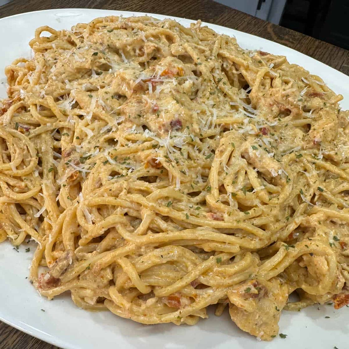 Crockpot Marry Me Chicken Spaghetti