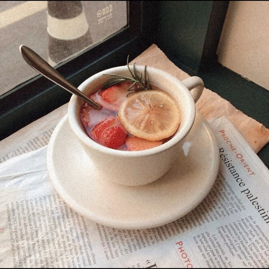summer solstice strawberry lemon tea 🍓🍋✨