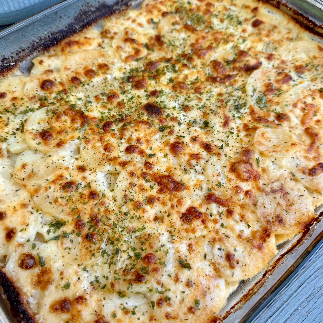Cheesy Scalloped Potatoes