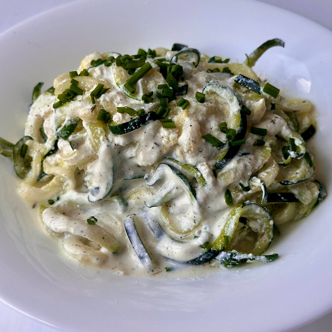 Creamy Alfredo Zucchini Noodles 