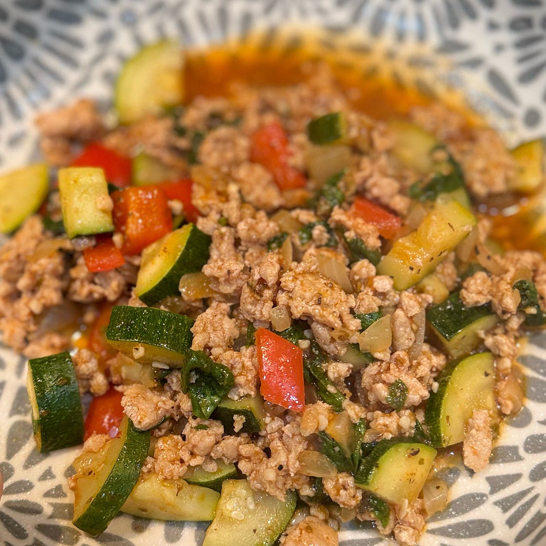Easy Ground Turkey and Zucchini Skillet