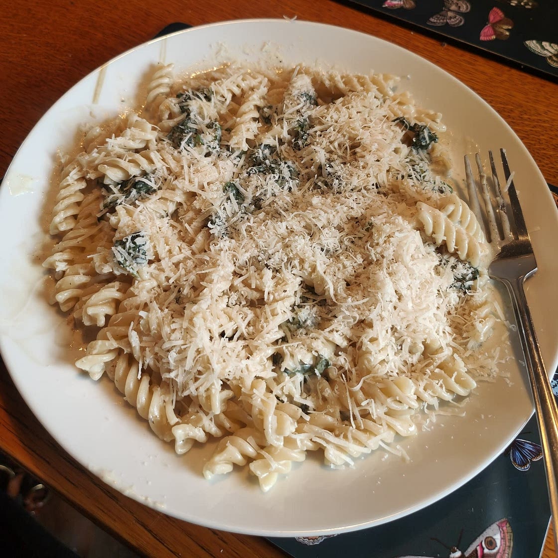 Pasta with Spinach Sauce
