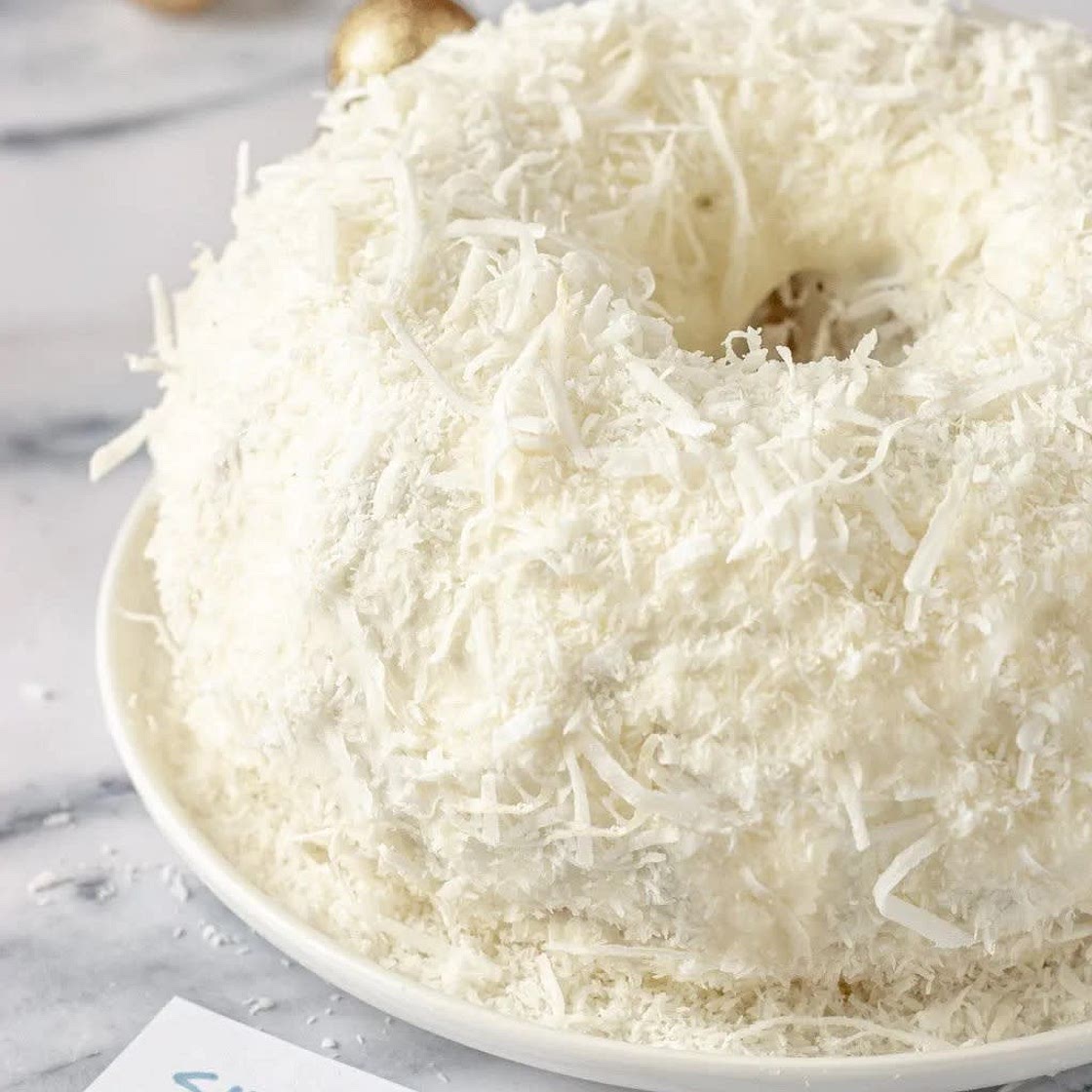 Dupe coconut cake tom cruise 