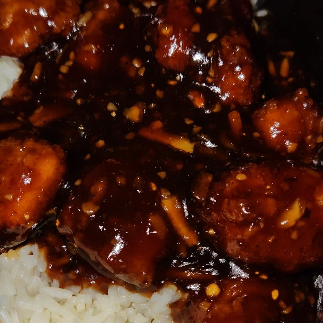 Easy Sweet & Tangy Crock Pot Orange Chicken