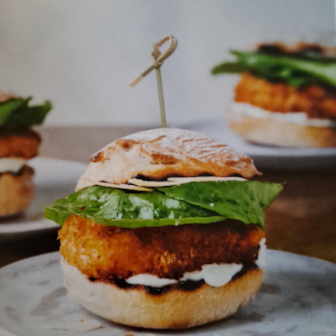 Chicken caesar burgers SE AF P32