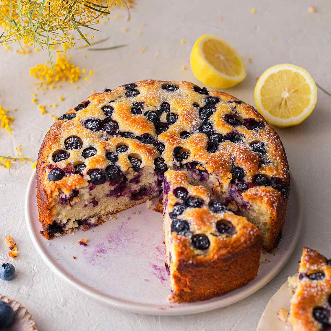 Vegan lemon blueberry cake