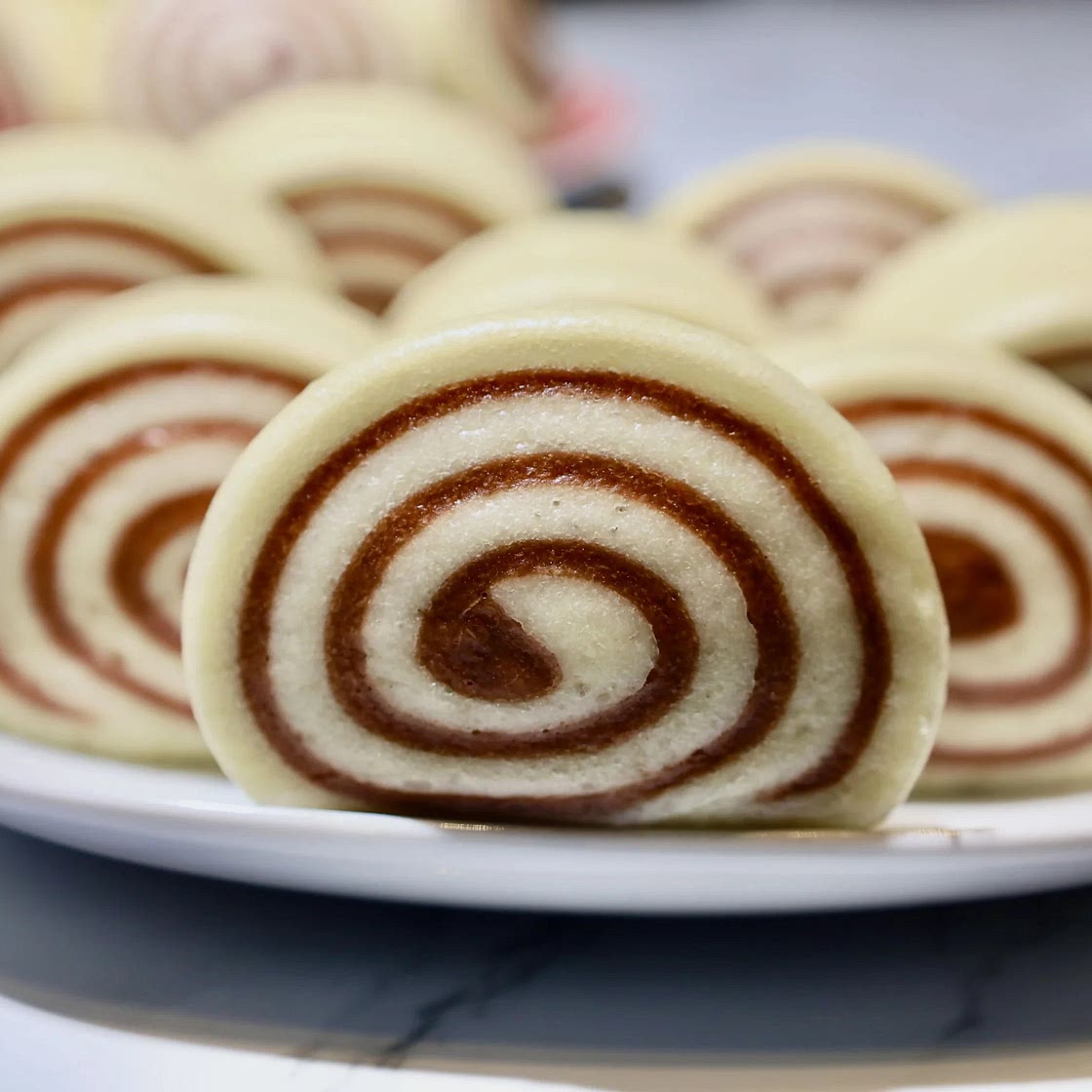 Chocolate Spiral Mantou (Chinese Chocolate Steamed Bun)