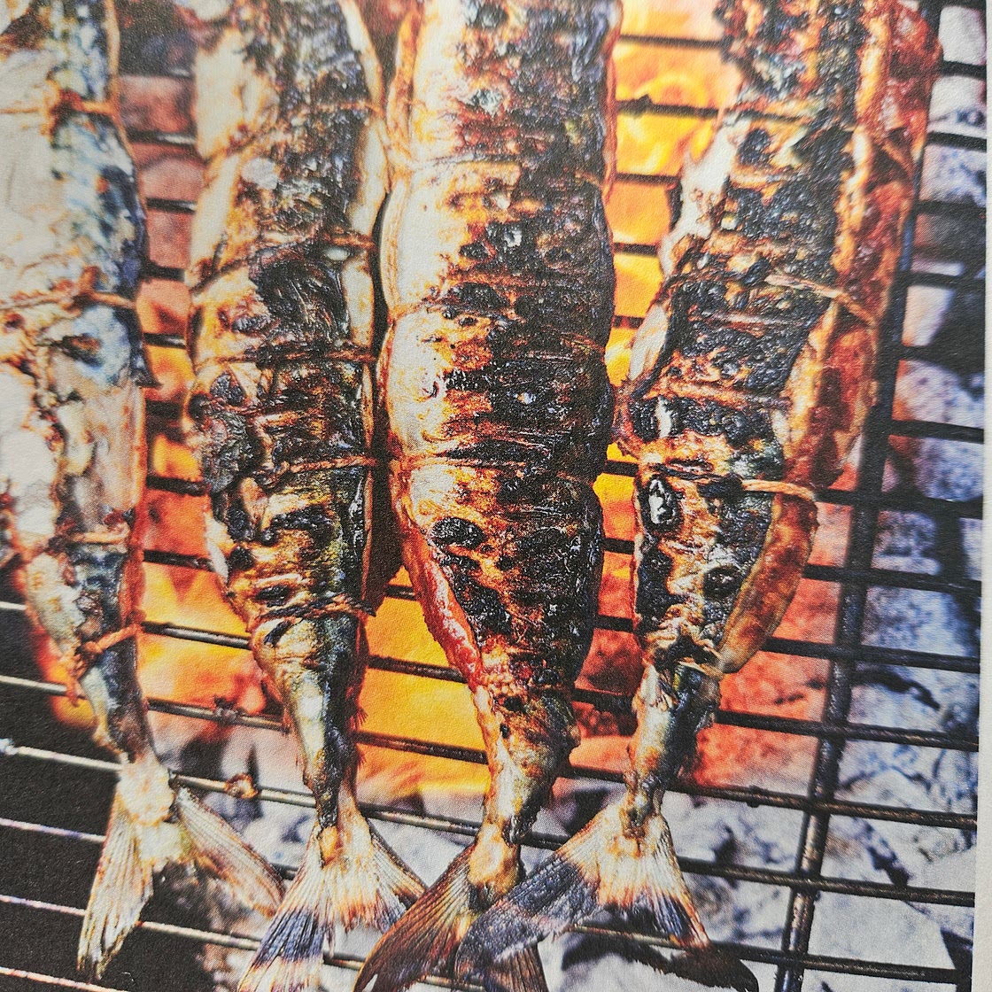 Mackerel recheado with kachumber salad