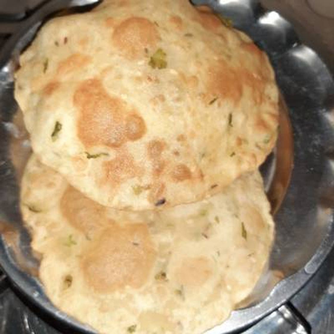 मसाला भटूरे (Masala Bhature recipe in hindi)
