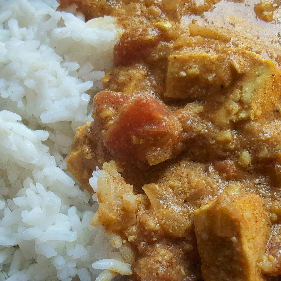 Tofu in Creamy Black Pepper Tomato Sauce ( Dum Tofu Paneer Kali Mirch)