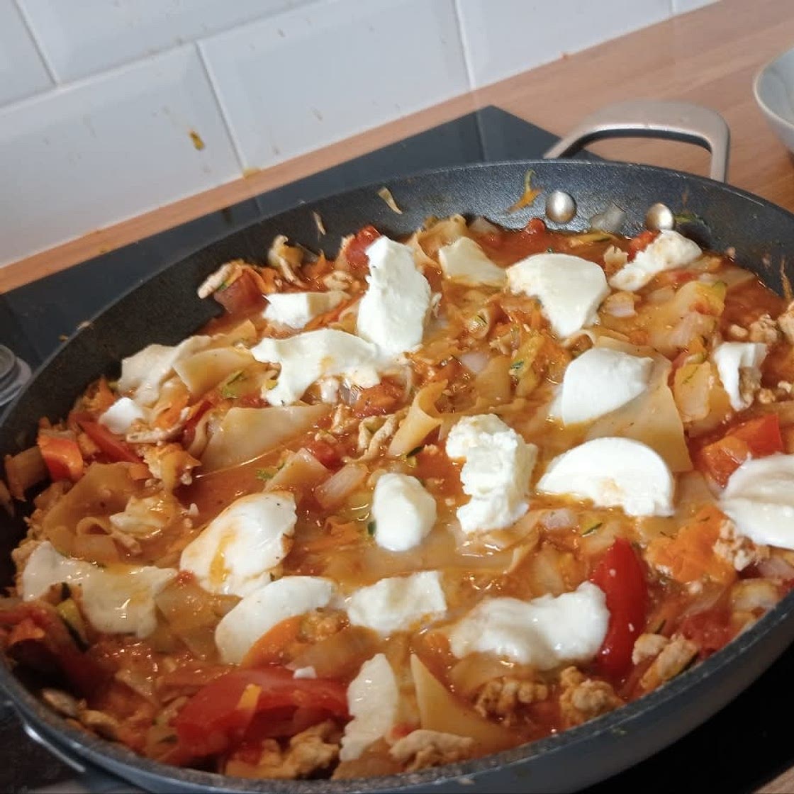 Healthier One Pot Skillet Lasagna: a 30 Minute Meal!