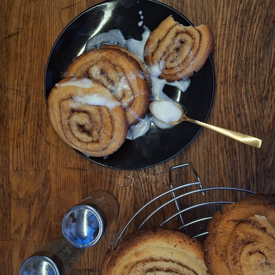 Cinnamon Roll Cookies