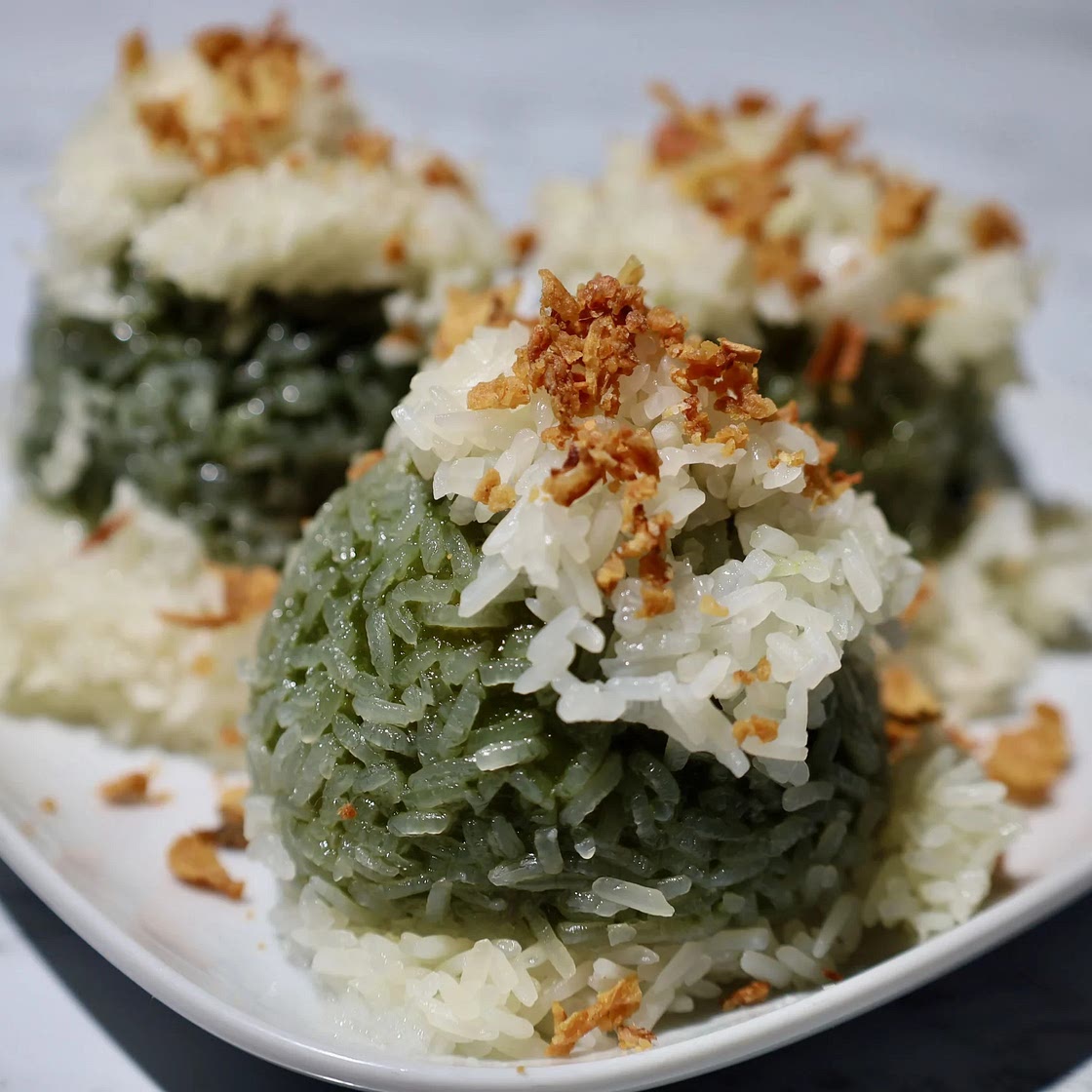 Vietnamese Xoi Khuc Recipe