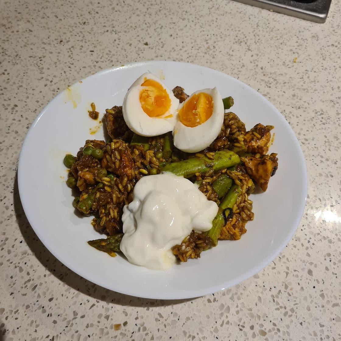 CHICKEN + ASPARAGUS KEDGEREE