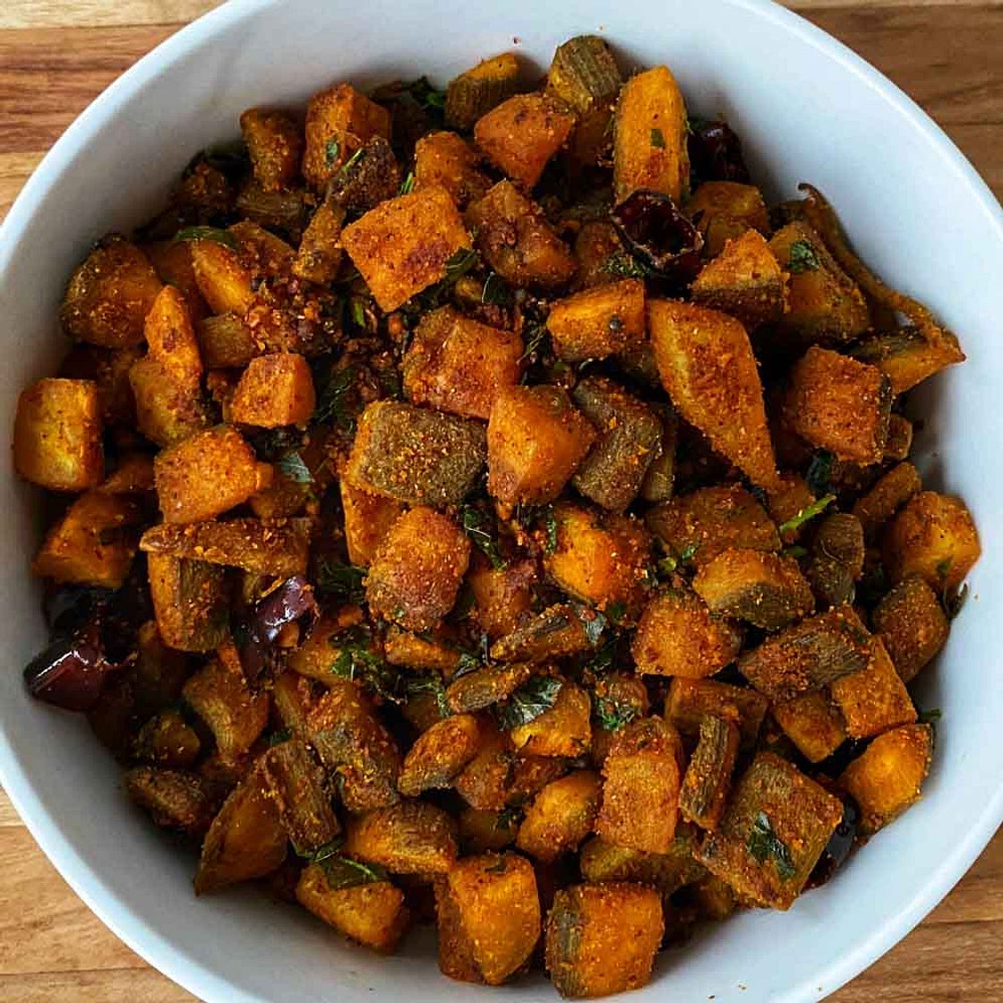 Vazhakkai Varuval - Raw Banana Fry Recipe