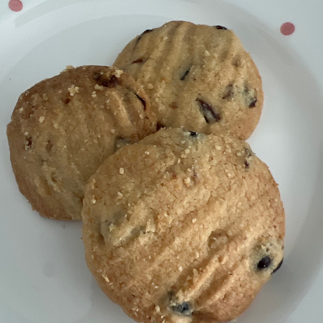 Walnut & cranberry moreish biscuits