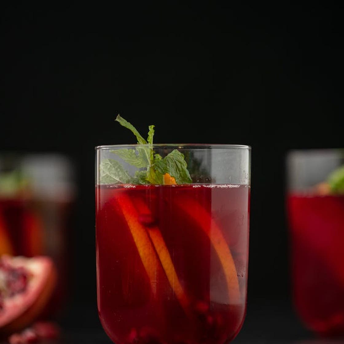 Ginger beer, cranberry juice, pineapple lend refreshing flavor t