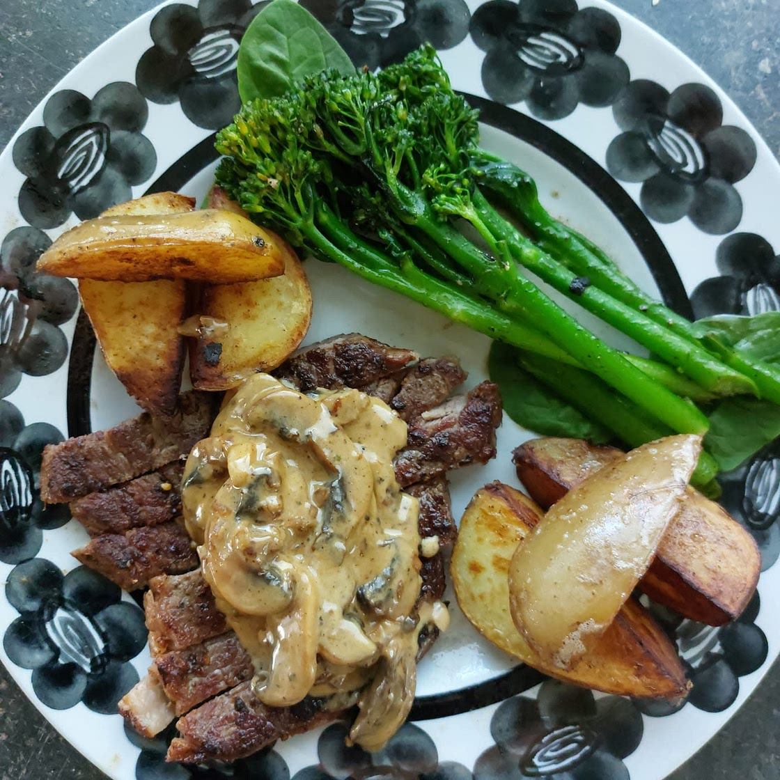 Mushroom sauce steak dinner