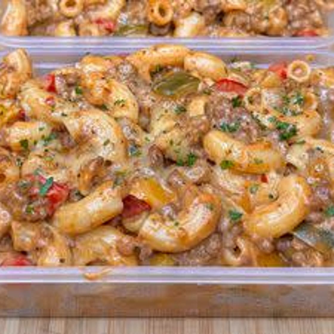 Philly Cheesesteak Mac N Cheese