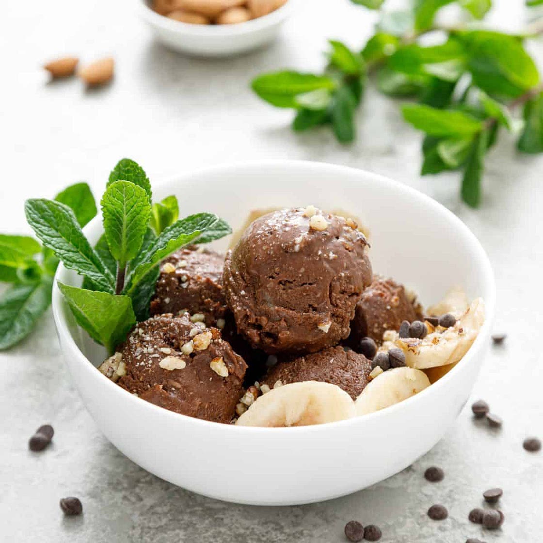 Healthy Chocolate Banana Ice Cream