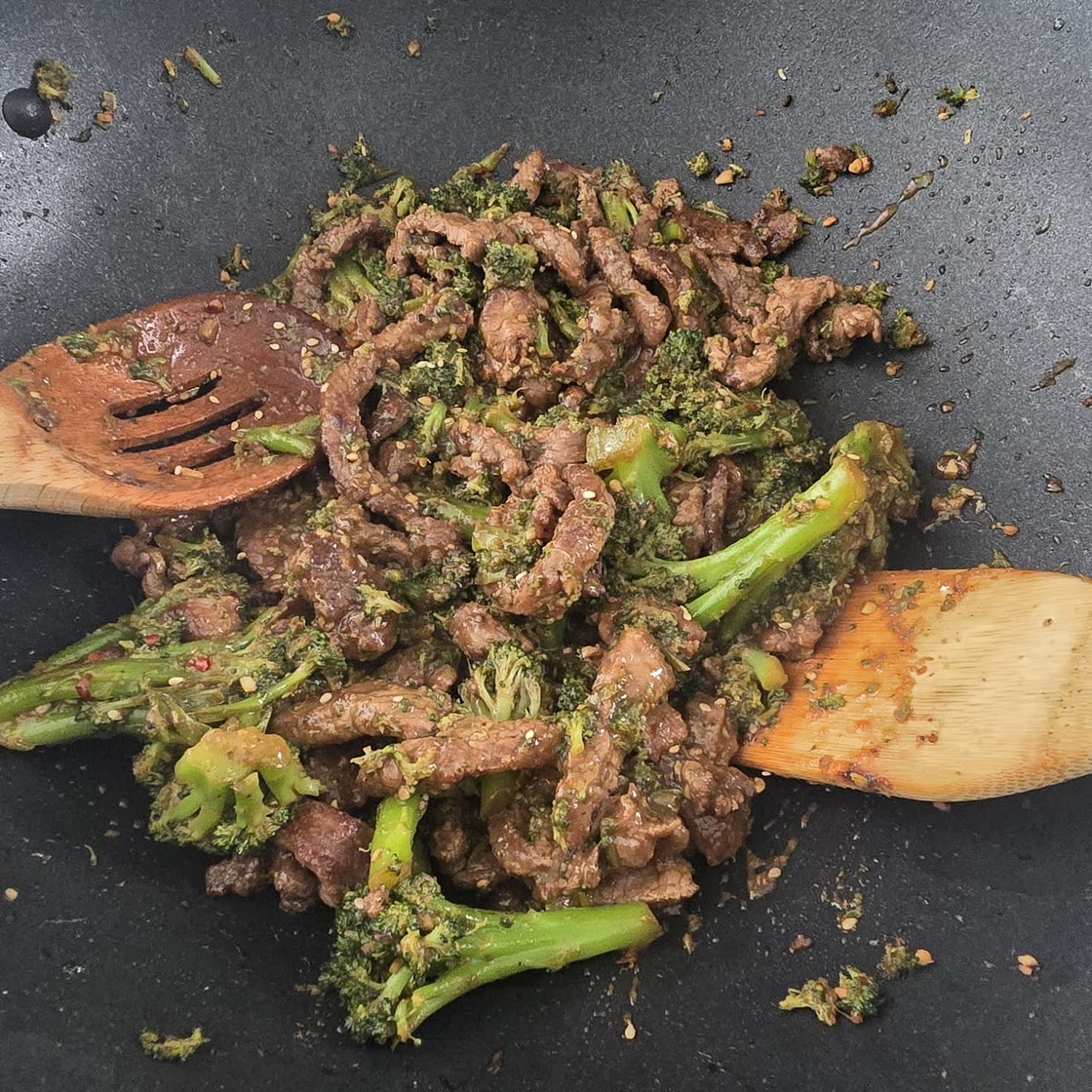 Beef and broccoli stir-fry